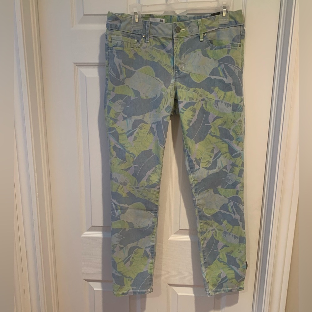 NWT Gap 1969 Leaf Patterned Women Jeans